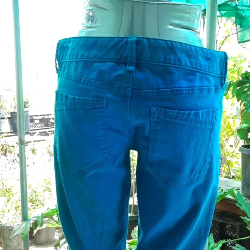 Jeans - Picture 2 of 2